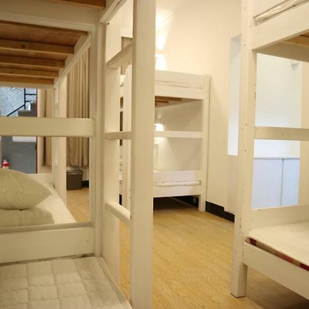 Beijing Leo Courtyard Hostel Екстериор снимка