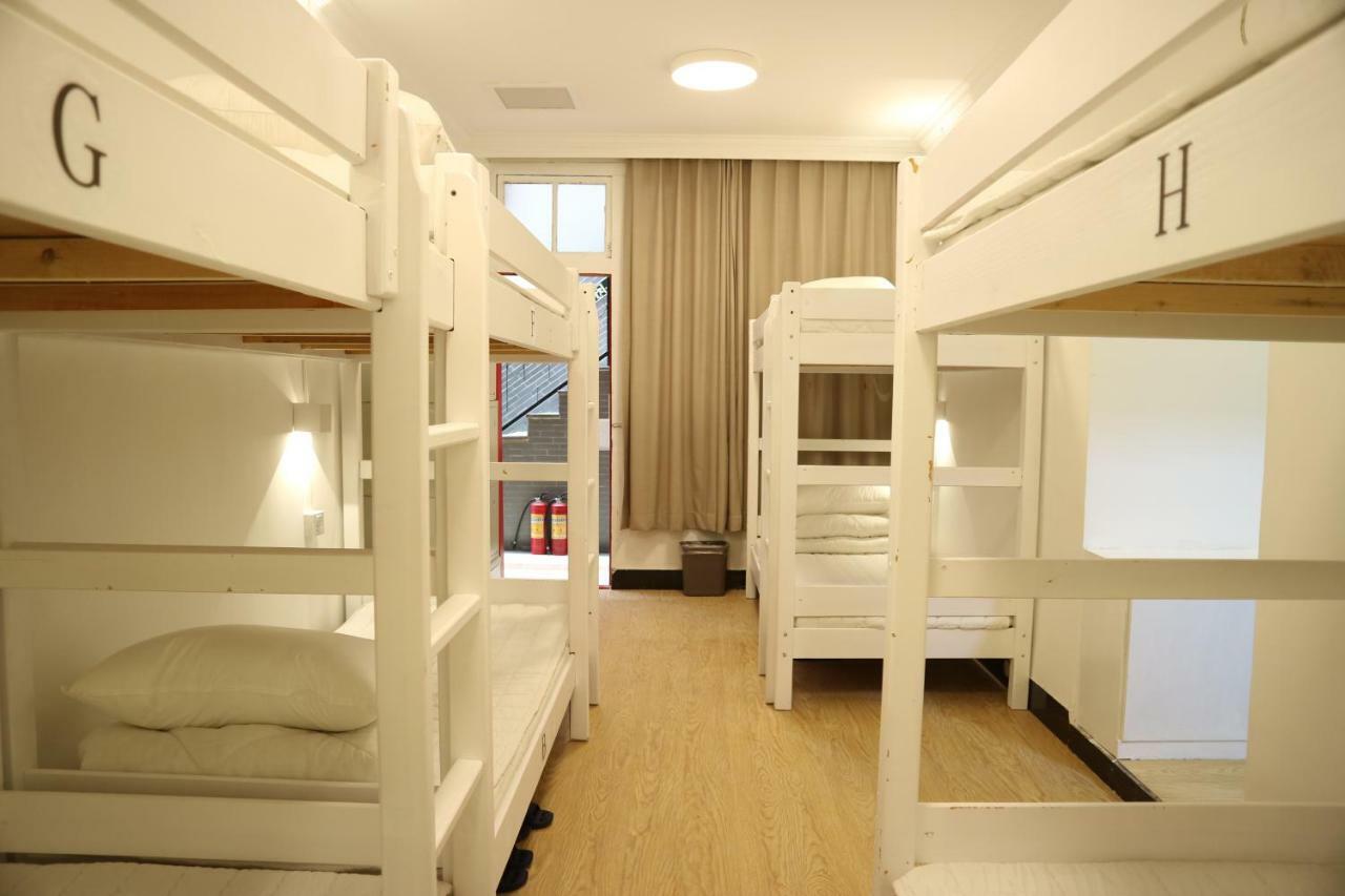 Beijing Leo Courtyard Hostel Екстериор снимка